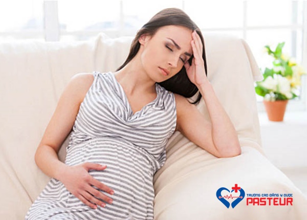 Nguyên nhân và yếu tố nguy cơ gây ra hiện tượng thiếu máu khi mang thai?