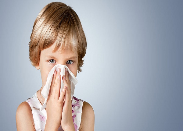 <center><em>Thuốc thông mũi giúp trẻ giảm các triệu chứng nghẹt mũi, khó thở</em></center>